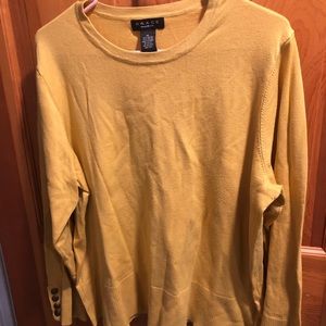Women’s sweater, gold , size XL, long sleeve, scoop neck, 4 buttons on sleeve